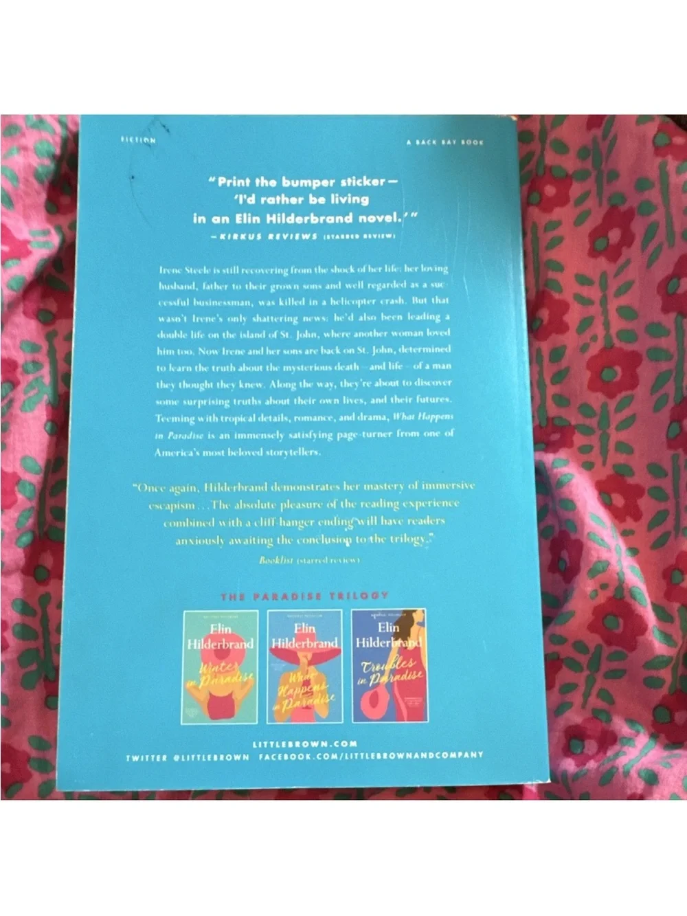 Elin Hilderbrand - What Happens in Paradise - ISBN 9780316371469